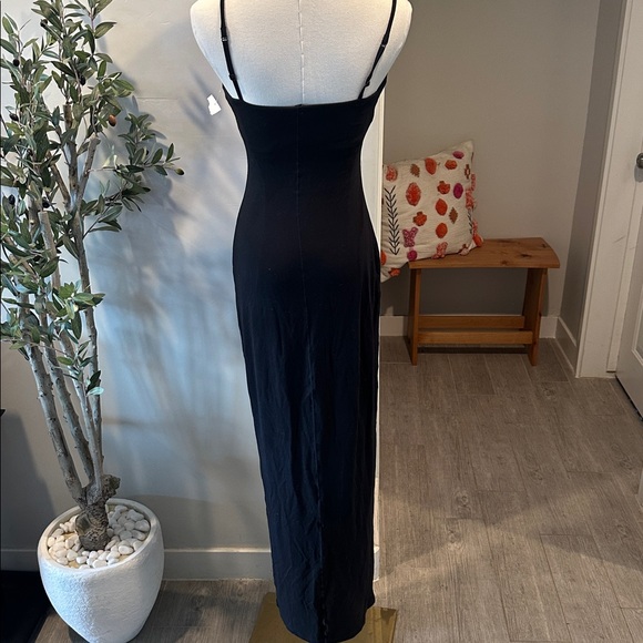 SKIMS Smooth Layers Skimpy Scoop Neck Dress in Obsidian New! - Picture 8 of 11